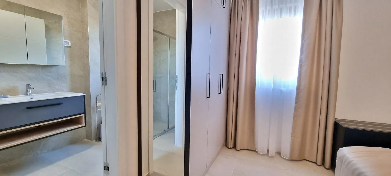 Apartments Mark 2 - 100 M From Sea Medulin