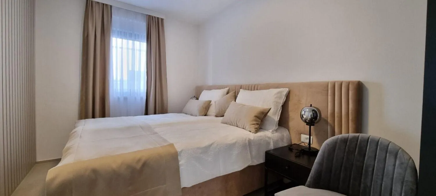 Apartments Mark 2 - 100 M From Sea Medulin Croatia