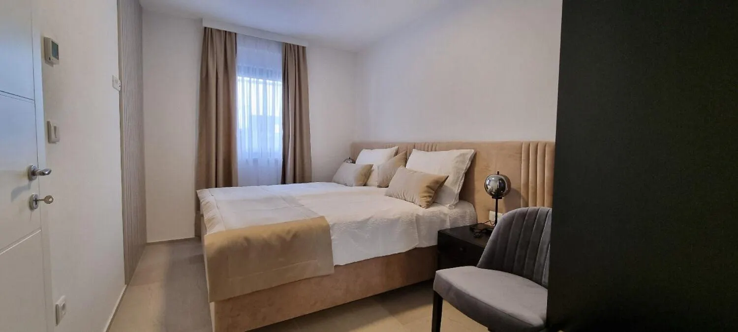 Apartments Mark 2 - 100 M From Sea Medulin