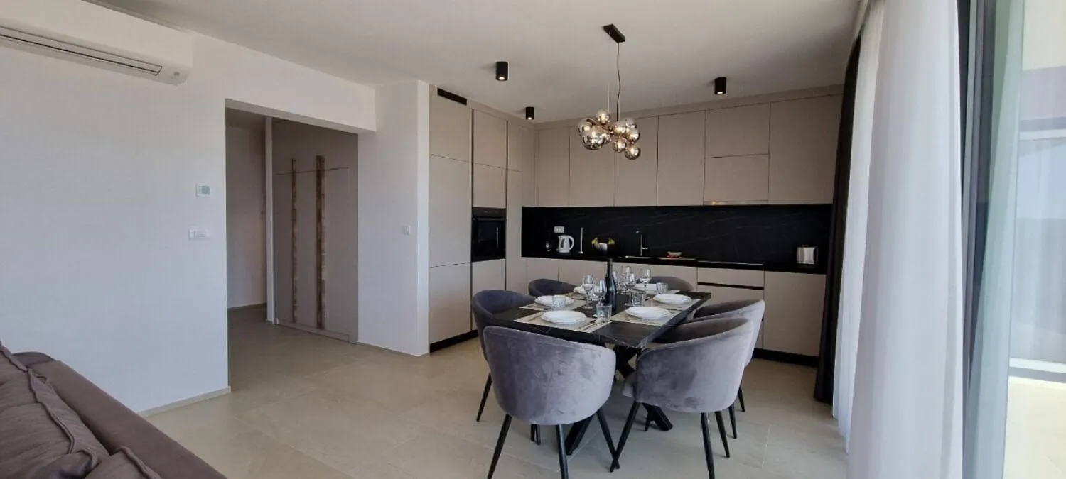 Apartments Mark 2 - 100 M From Sea Medulin